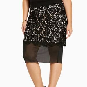 TORRID LACE MESH PANEL PENCIL SKIRT SZ 1X Black